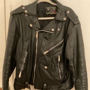 Men’s leather bomber jacket